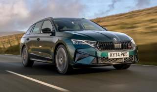 Skoda Octavia Estate vRS - front tracking